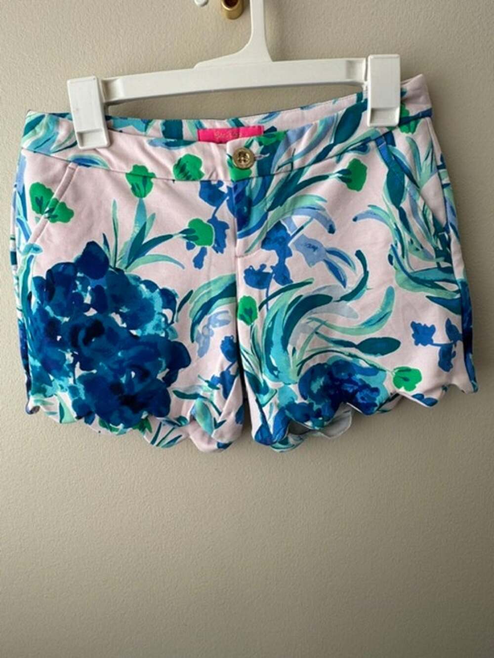 Lilly Pulitzer Sweet Pea Pink Tropics Buttercup Scallop Shorts